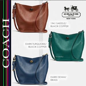 COACH Dufffle Hangbag w/ Dust Bag and Instruction 3 Booklets No DF-50115